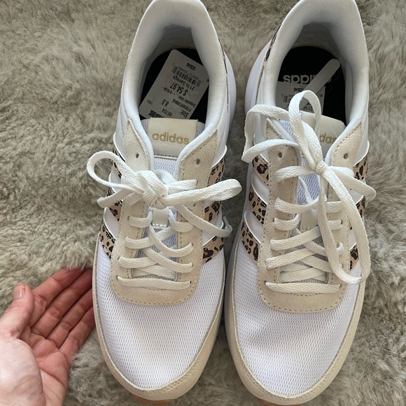 Adidas Run 70 - NWT - Picture 2 of 3